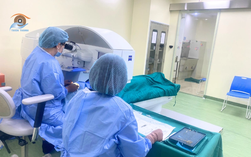 tìm hiểu về phẫu thuật mổ mắt cận thị