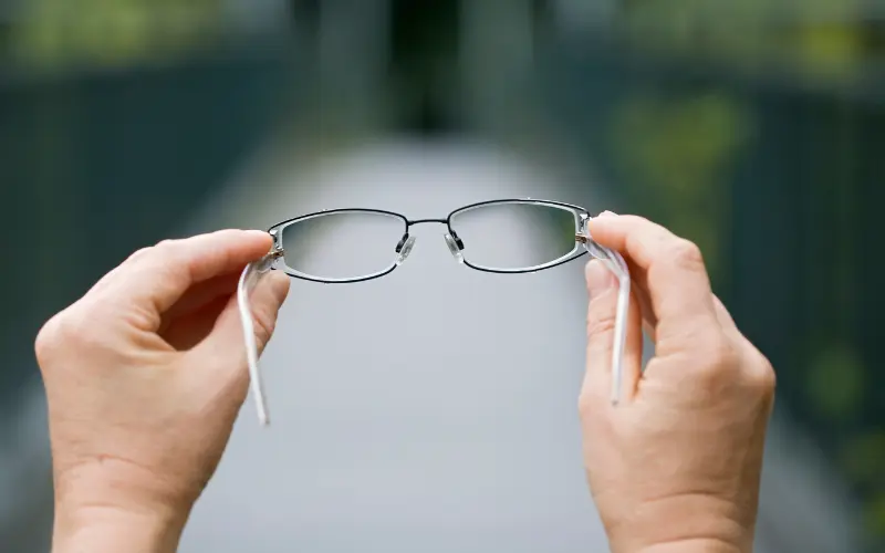 Cận 6 độ có mổ được không? Điều kiện và các phương pháp phù hợp