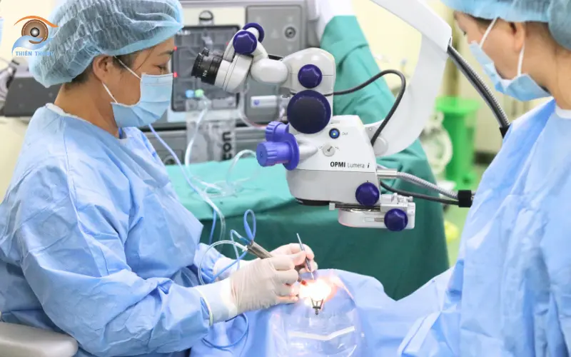 mổ đục thủy tinh thể