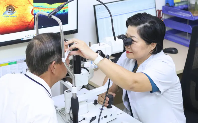 thăm khám và theo dõi định kỳ theo chỉ định